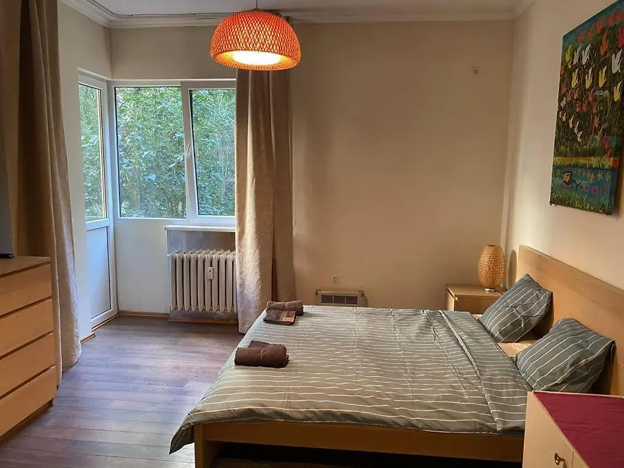 Opera Apartment 2 With Wifi & Tv contacts